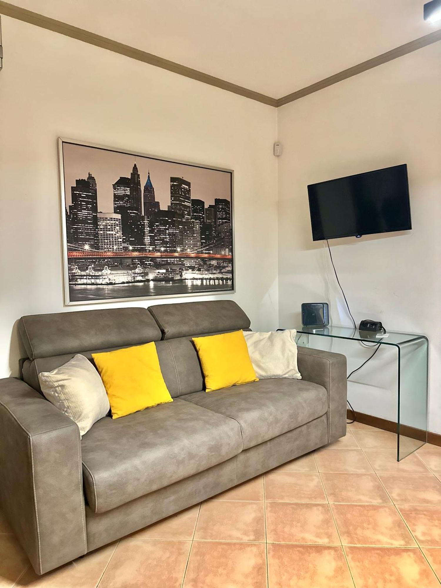Apartment With Private Parking - Roma Est. Lunghezza Exterior photo